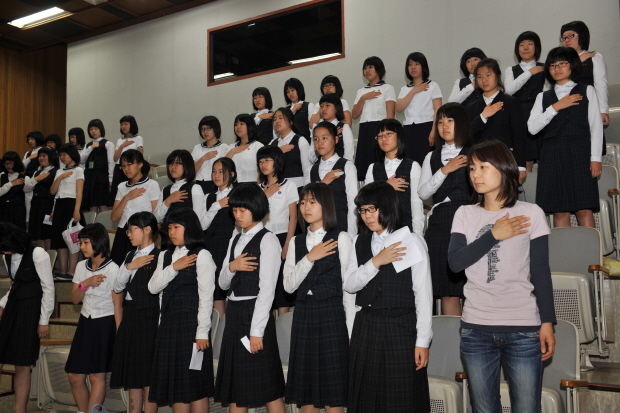 구월여자중학교 학생 제165회 임시회 방청 사진