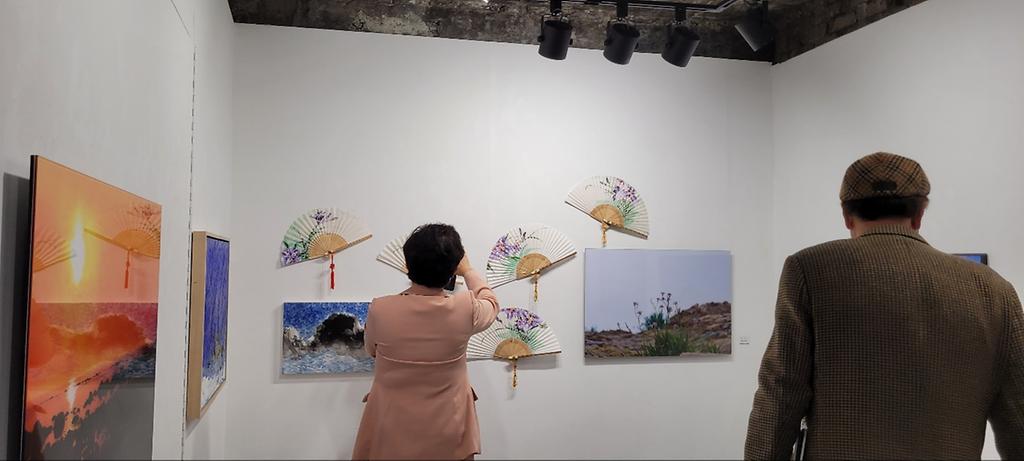 백령‧대청 국가지질공원 지질명소 전시작품 관람 사진1