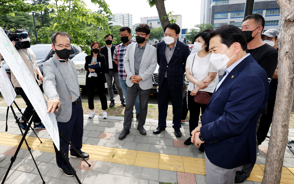 신은호 의장, 지역 내 시내버스 경유노선 주민민원 해결 나서 이미지 2