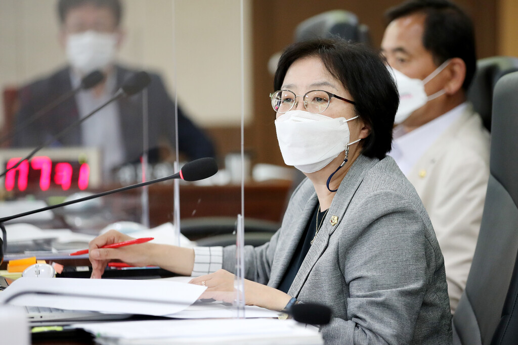 조성혜 시의원이 발의한 시민고충처리위원회 운영 조례안 상임위원회 통과 이미지 2