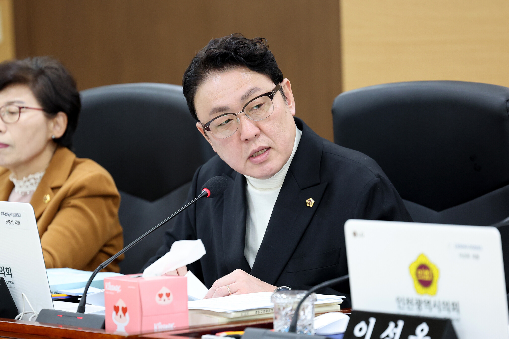 인천시의회 신충식 의원, 자살예방센터 예산 구조와 공공의료 재정 위기 우려 표명 이미지 2