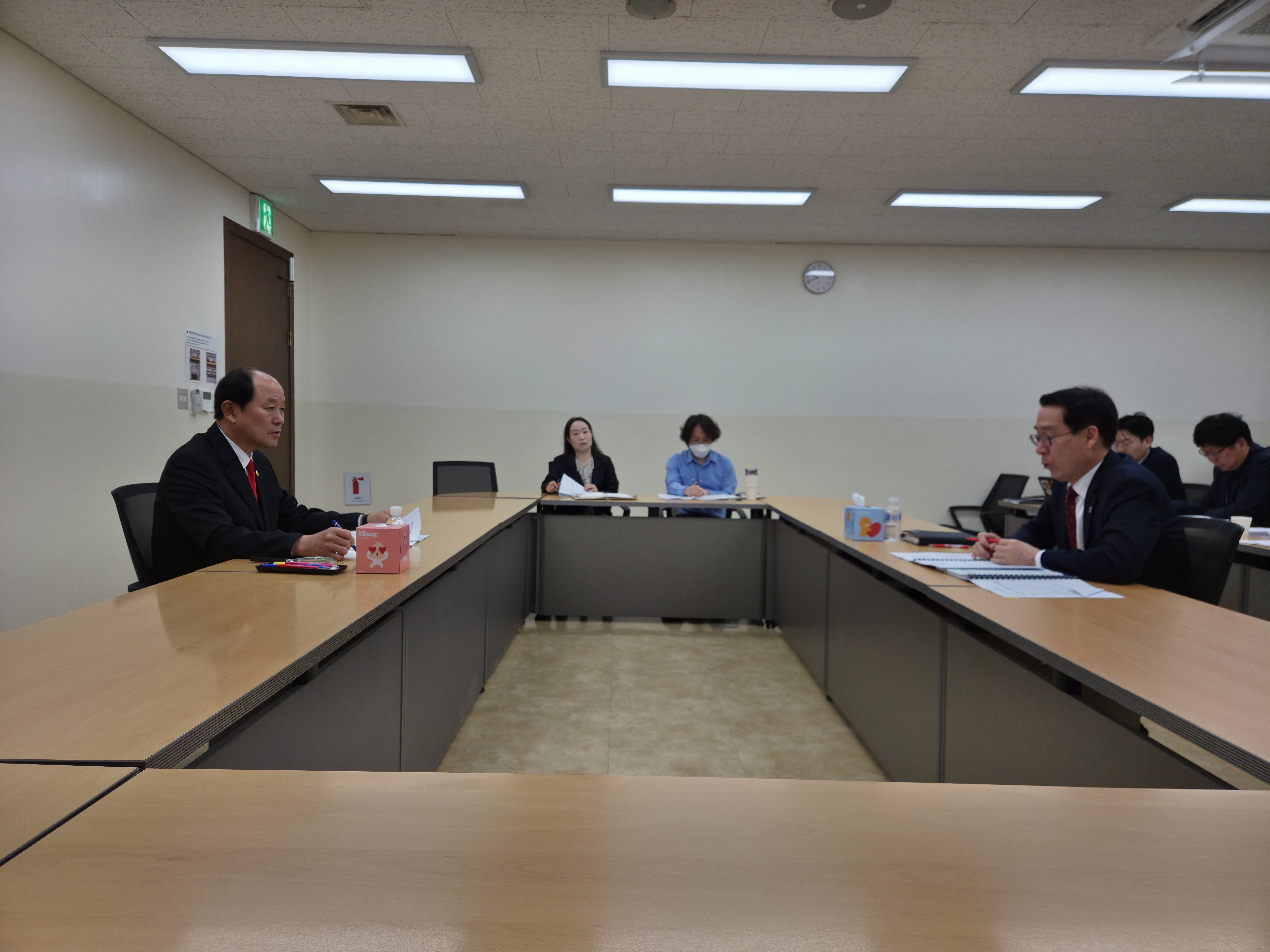 인천시의회 윤재상 의원, 문화복지위원회 소관 기관 업무 청취 이미지 2