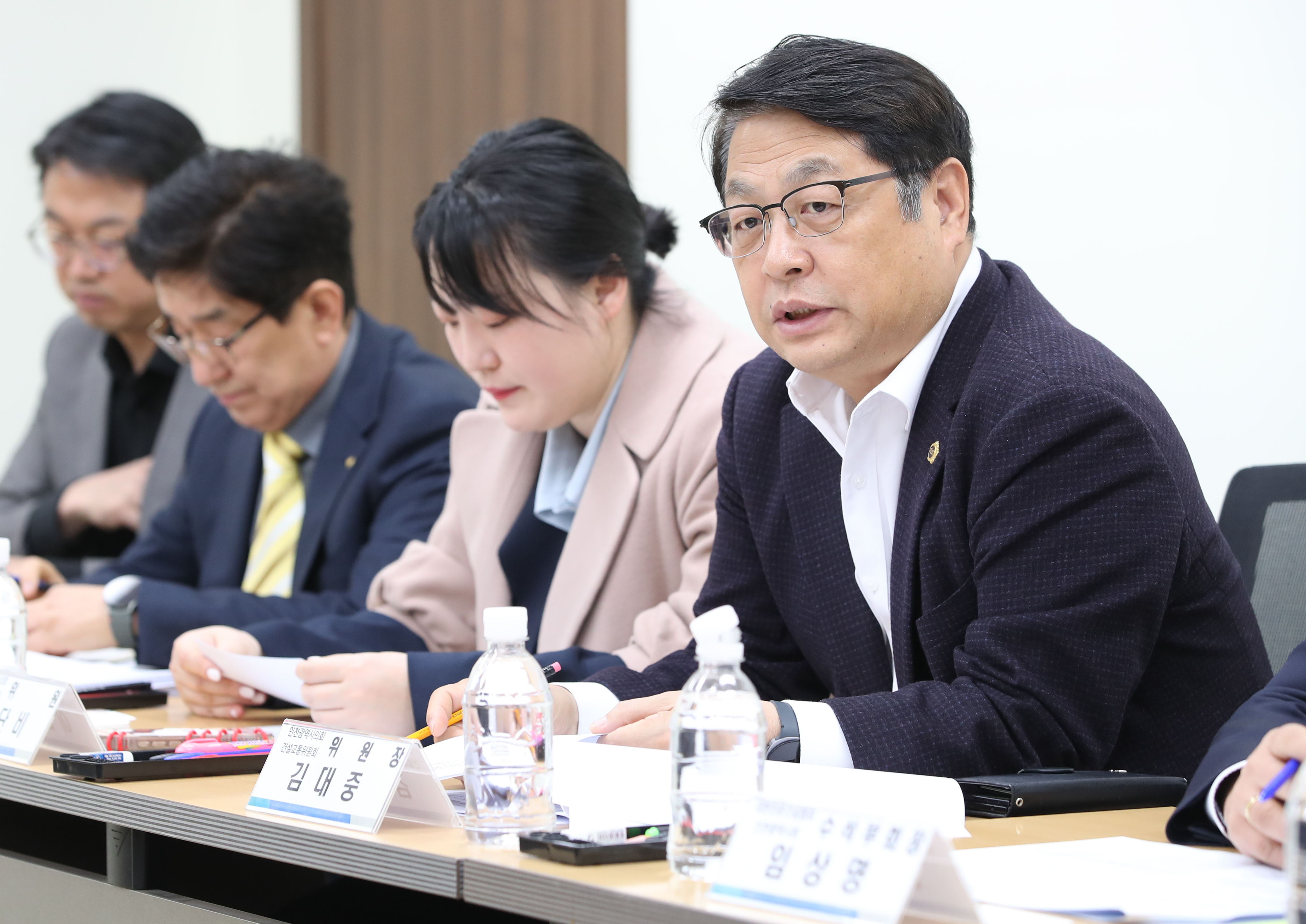 인천시의회, 도심 복합사업 지역 상생 촉구...시공사 소통 부재에 간담회 파행 이미지 2