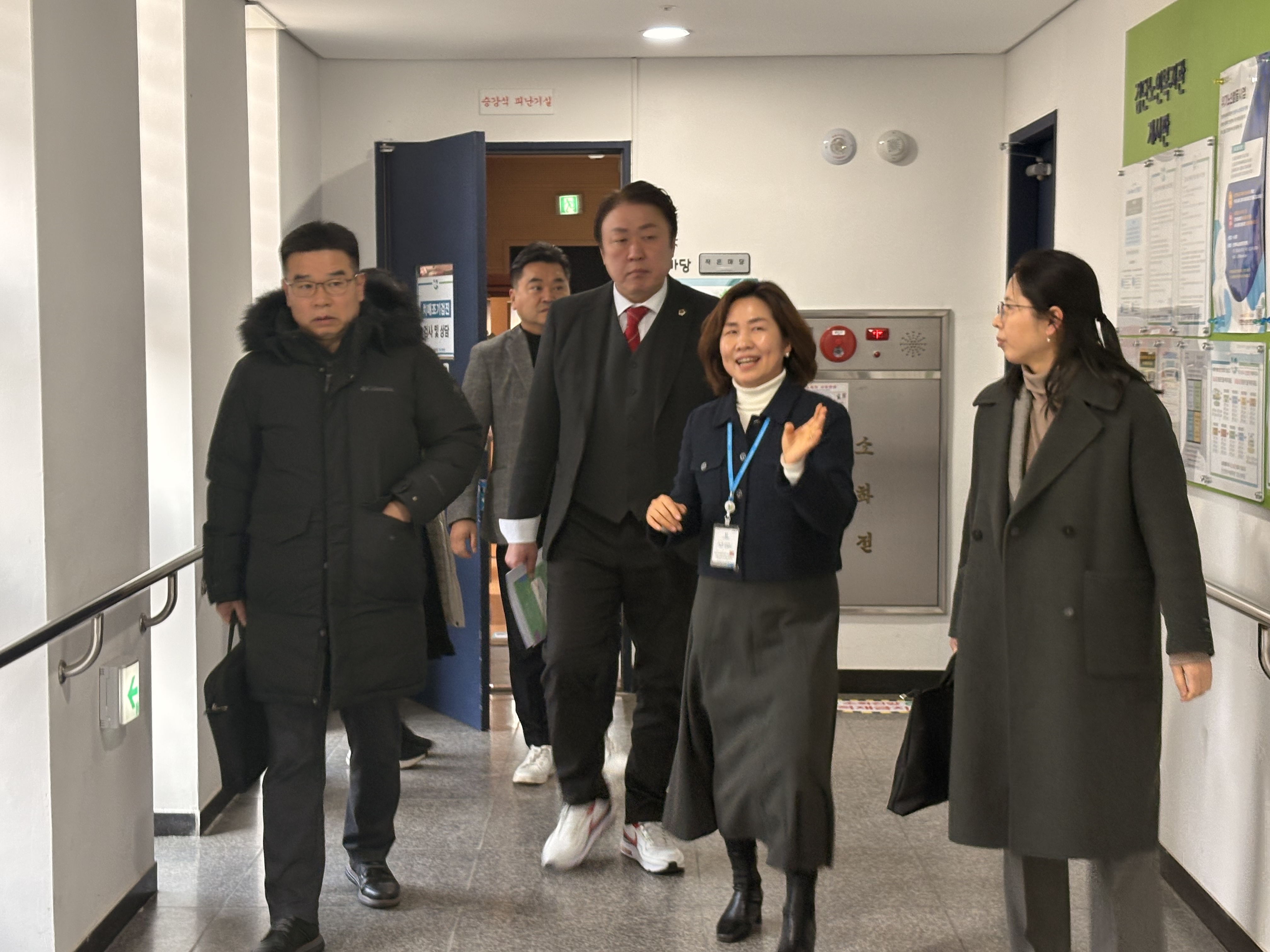 인천시의회 신충식 의원, 노인복지 지원 향상 강조 이미지 2