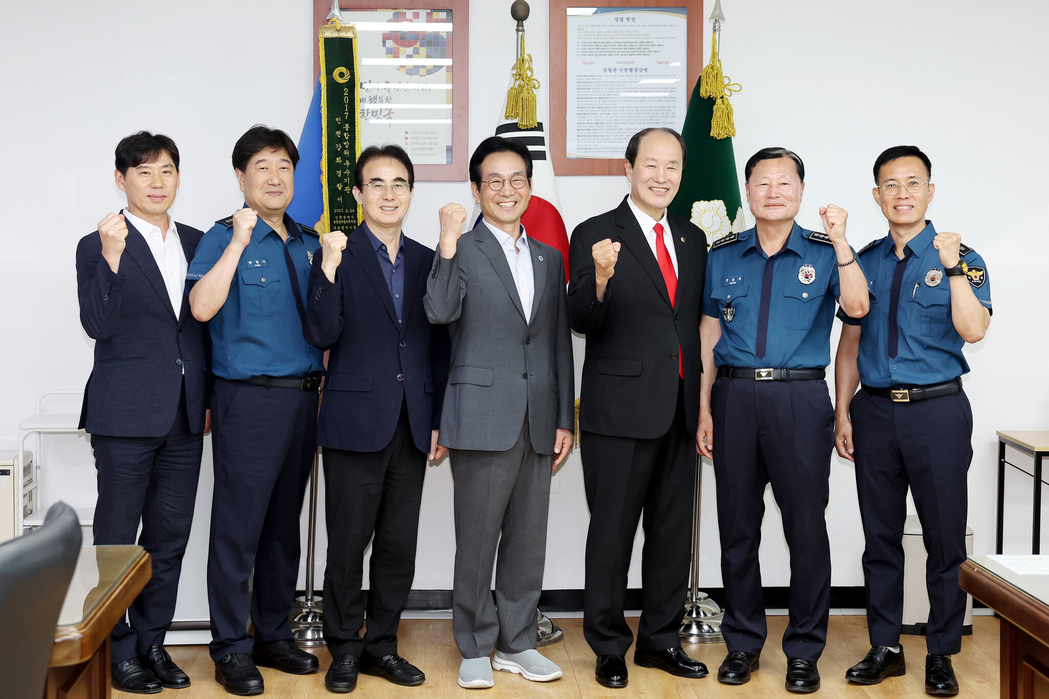인천시의회 윤재상 부의장, 강화경찰서·인천자치경찰위원회 현안 청취 이미지 2