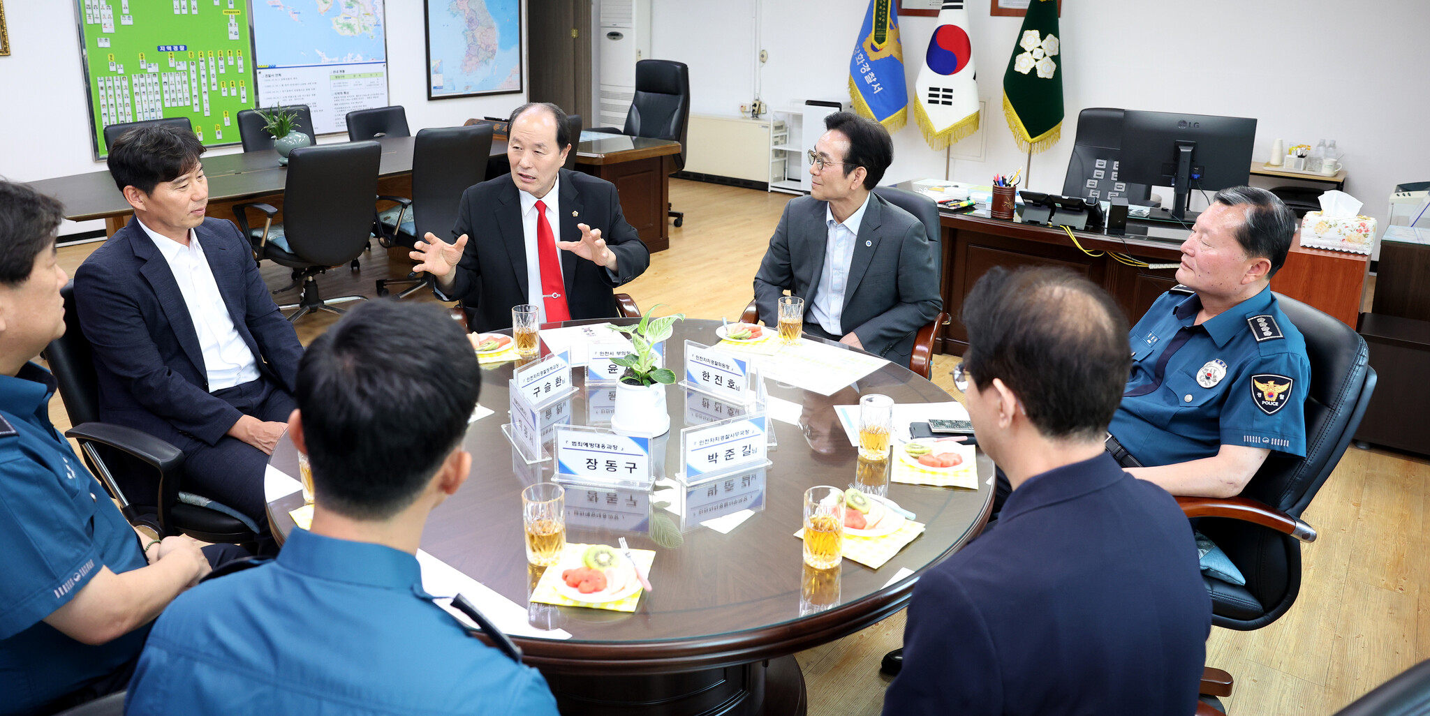 인천시의회 윤재상 부의장, 강화경찰서·인천자치경찰위원회 현안 청취 이미지 3