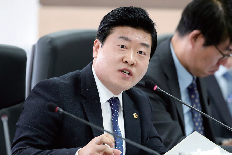 남궁형 부위원장