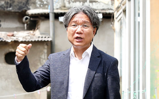 효성지구 도시재생사업에 대해 설명하는 손민호 의원