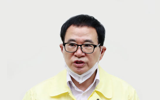 이용범의원 사진