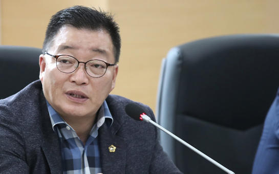 박인동 의원 사진