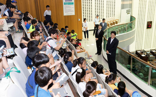 의회 회의 사진