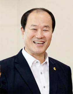 윤재상 위원 사진