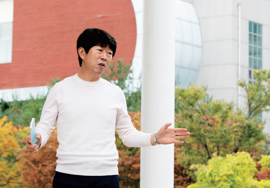 삼산유수지 활용계획을 밝히는 박종혁 의원