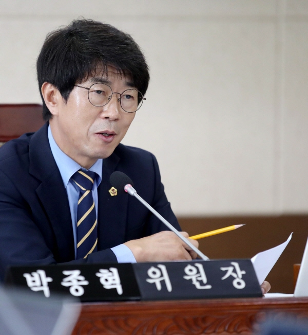 박종혁 위원장 사진