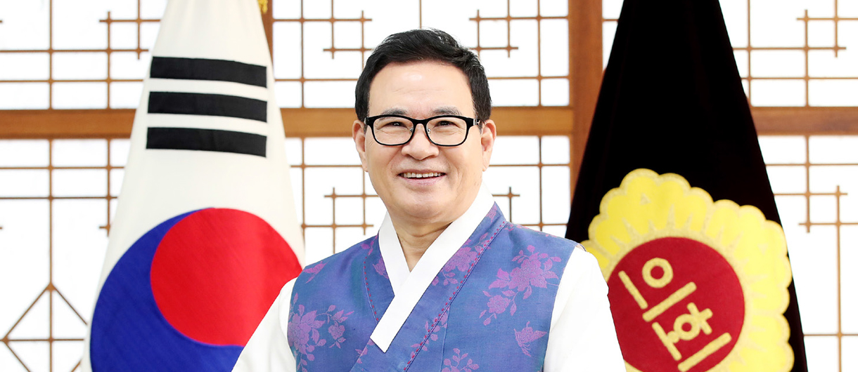 인천광역시 의장 이용범 사진