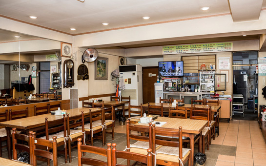 삼강설렁탕 내부 사진