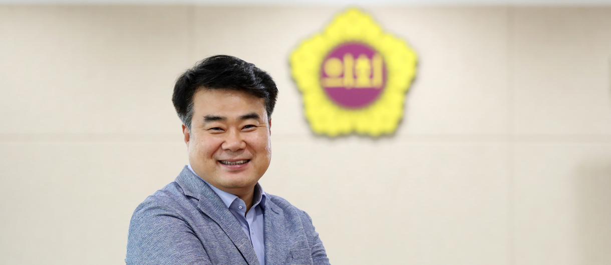 계양테크노밸리에 대해 설명하는 박성민 의원