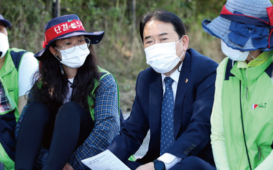 신은호 의장 사진