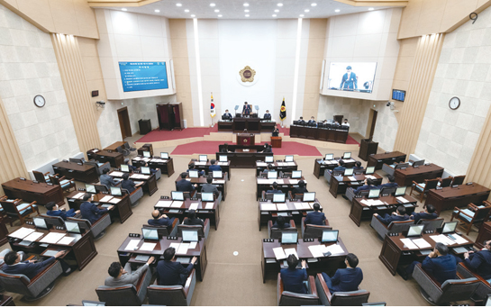 제9대 전반기 원구성 사진