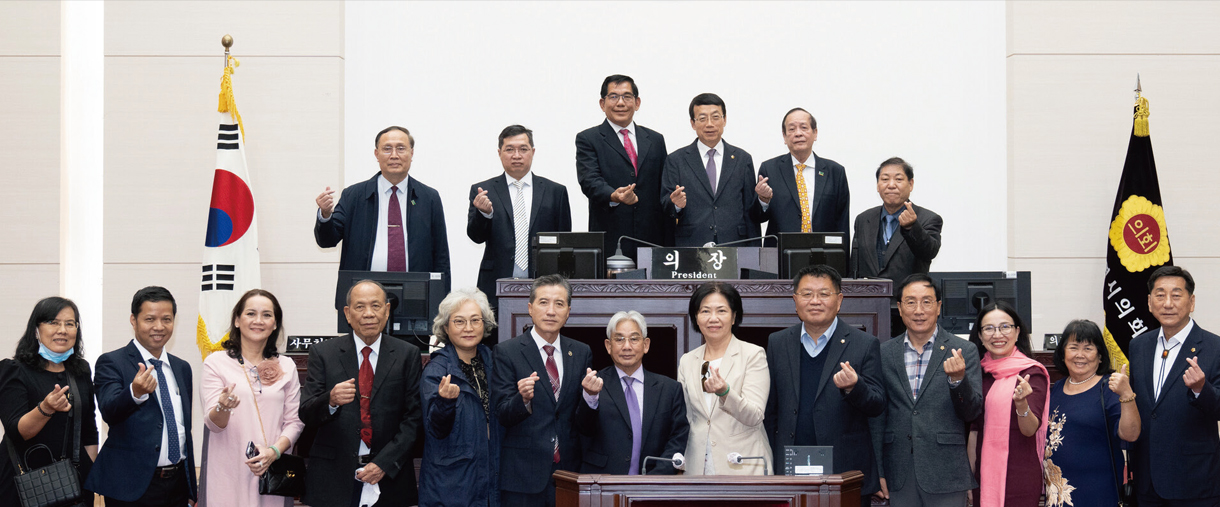 베트남 빈롱성 및 메콩대학교 대표단, 인천시의회 방문