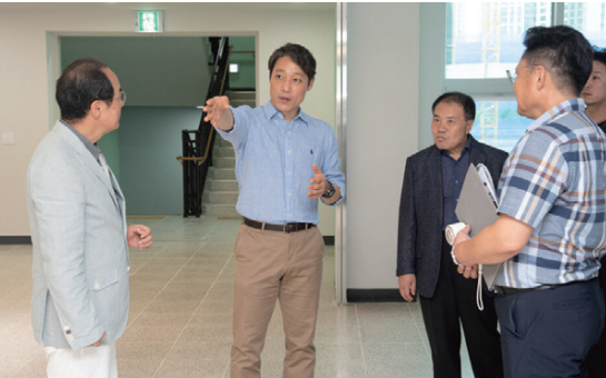 교육위원회 사진