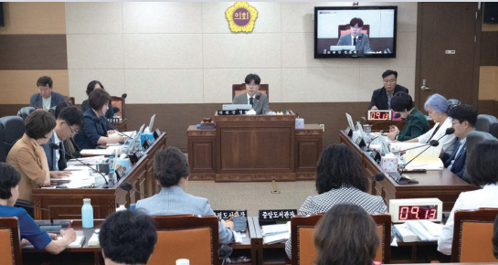 제10대 인천시의회 교육위원회 본격 가동...첫 업무보고 청취